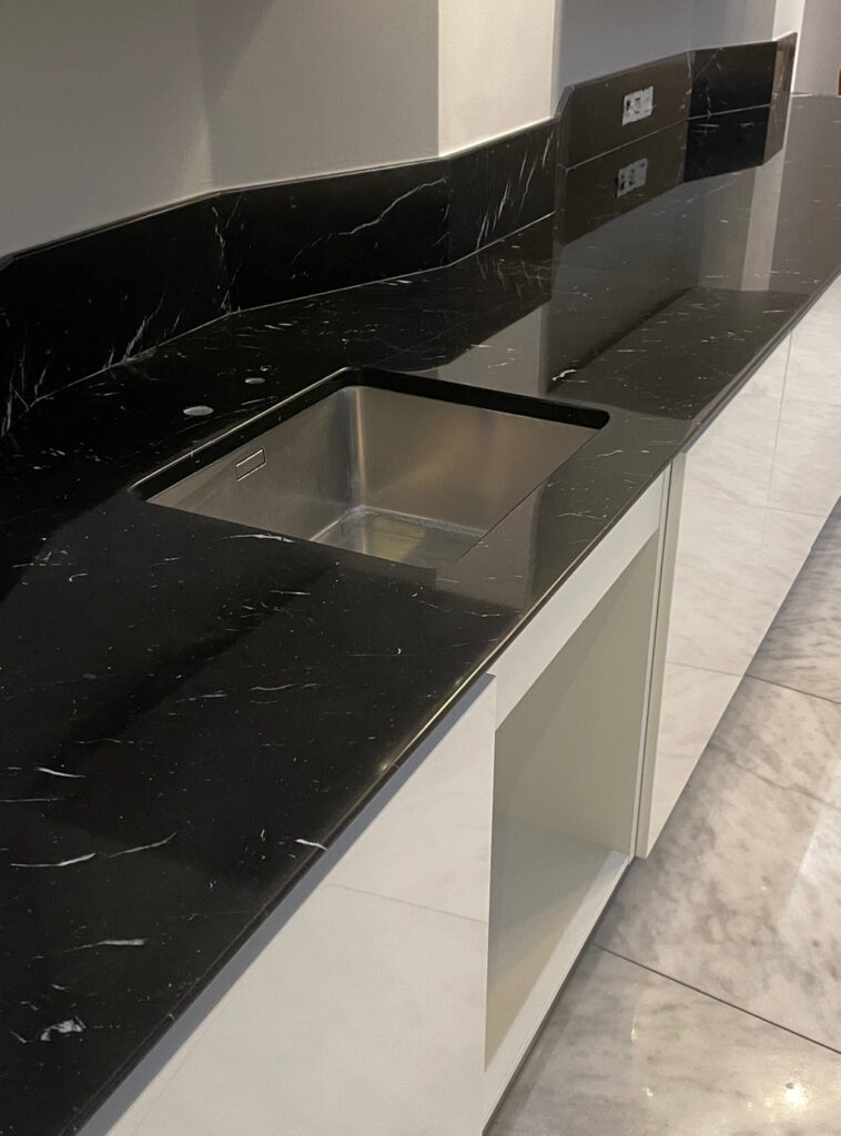 Küchenplatten reinigen - nachher